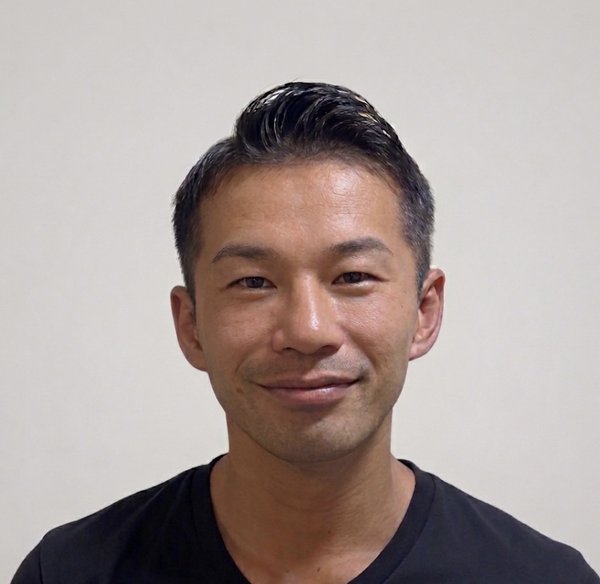 華井マネージャー